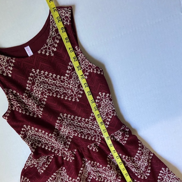 Embroidered Sleeveless Dress Small - Picture 11 of 13